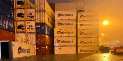 遭遇史上最严重水灾！巴生港沦陷物流大瘫痪？