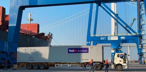 联邦快递包租三艘货船用于运送中国货物，以避免洛杉矶/长滩港拥堵？