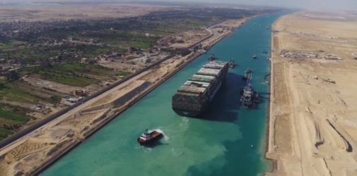 全球最贵“收费站”苏伊士运河去年收入创纪录！还要涨价10%？