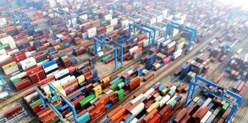 浅说国际海运中各种集中箱费的产生！