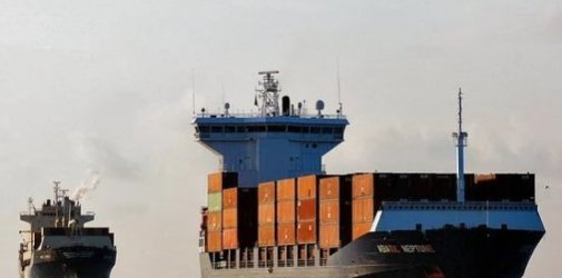 从“一箱难求”到“船找货”！疯狂的海运风光不再！