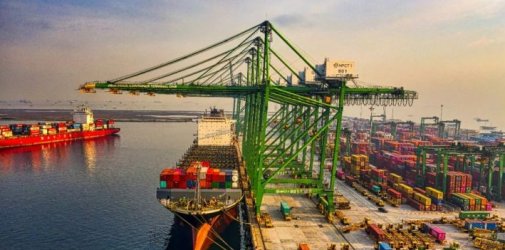 运价继续下降，近百航次被取消！港口8天罢工预警，船公司调整船期！