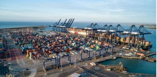 运价连跌21周！集运市场或一路下跌到明年春季!