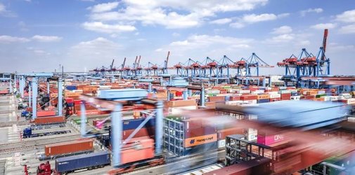 美国经济一团糟？9月中国发往美国的集装箱量大幅下降！供应链危机、消费疲软