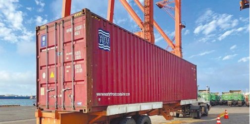 可怕！出货的集装箱运了一具女尸，从美国到中国......