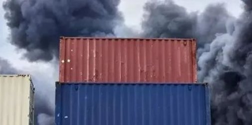 刚刚！船公司紧急通知：即日起所有含锂电池货物进出口这些地区必须申报为危险货物!