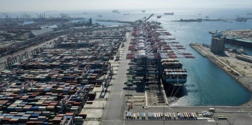 信用证拒付高发、百亿美元货物滞留、全国港口停摆！这些国家贸易风险飙升!