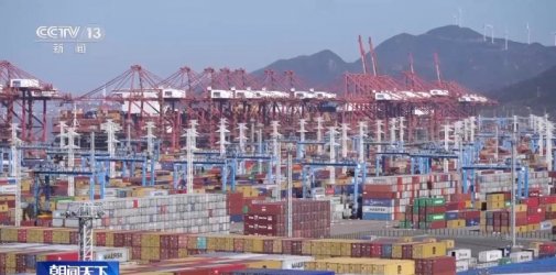 央视聚焦！中国港口堆满空集装箱！？记者实地调查港口真实情况...