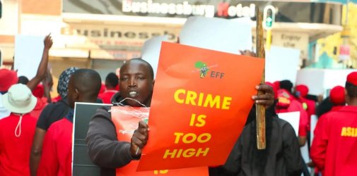 南非全国性暴乱持续，港口铁路运输或受严重影响！