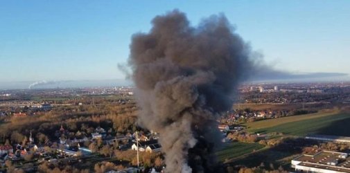 事故！欧洲多个仓库起火，涉及电池等危险品，损失巨大！！！