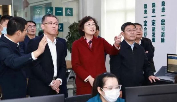 Zhang Hui, party secretary, investigated the power supply