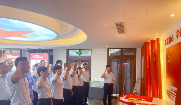 Unforgetting the Beginner's Mind and Moving Forward｜Huaye Technology Group Organizes Party Members to Visit Rizhao Anti-Japanese War Memorial Hall