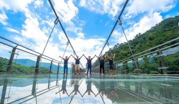 超恐怖的古龙峡玻璃峡谷，刷新4项世界记录
