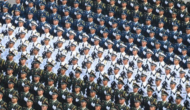 永远跟党走丨八一，致敬中国军人！